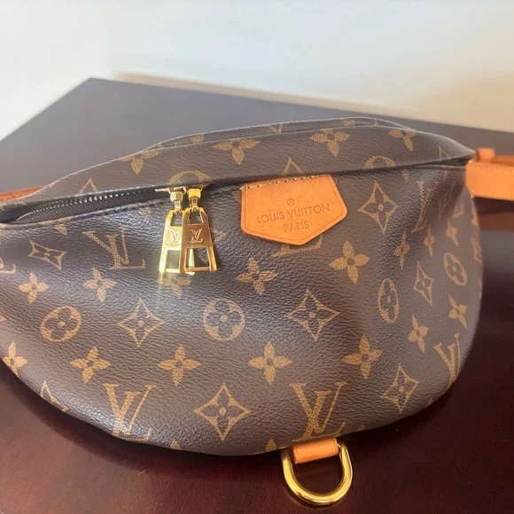 Louis Vuitton Brown and Tan Monogram Crossbody - Picture 3 of 10
